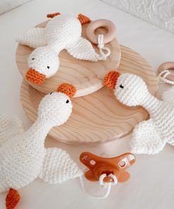 Portachupetes Ganso amigurumi